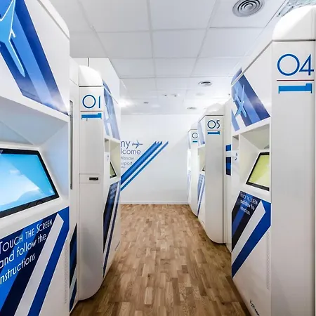 Resting Pods - Zzzleepandgo Modlin Airport Wmi *