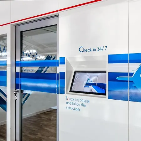 Resting Pods - Zzzleepandgo Modlin Airport Wmi Capsule hotel